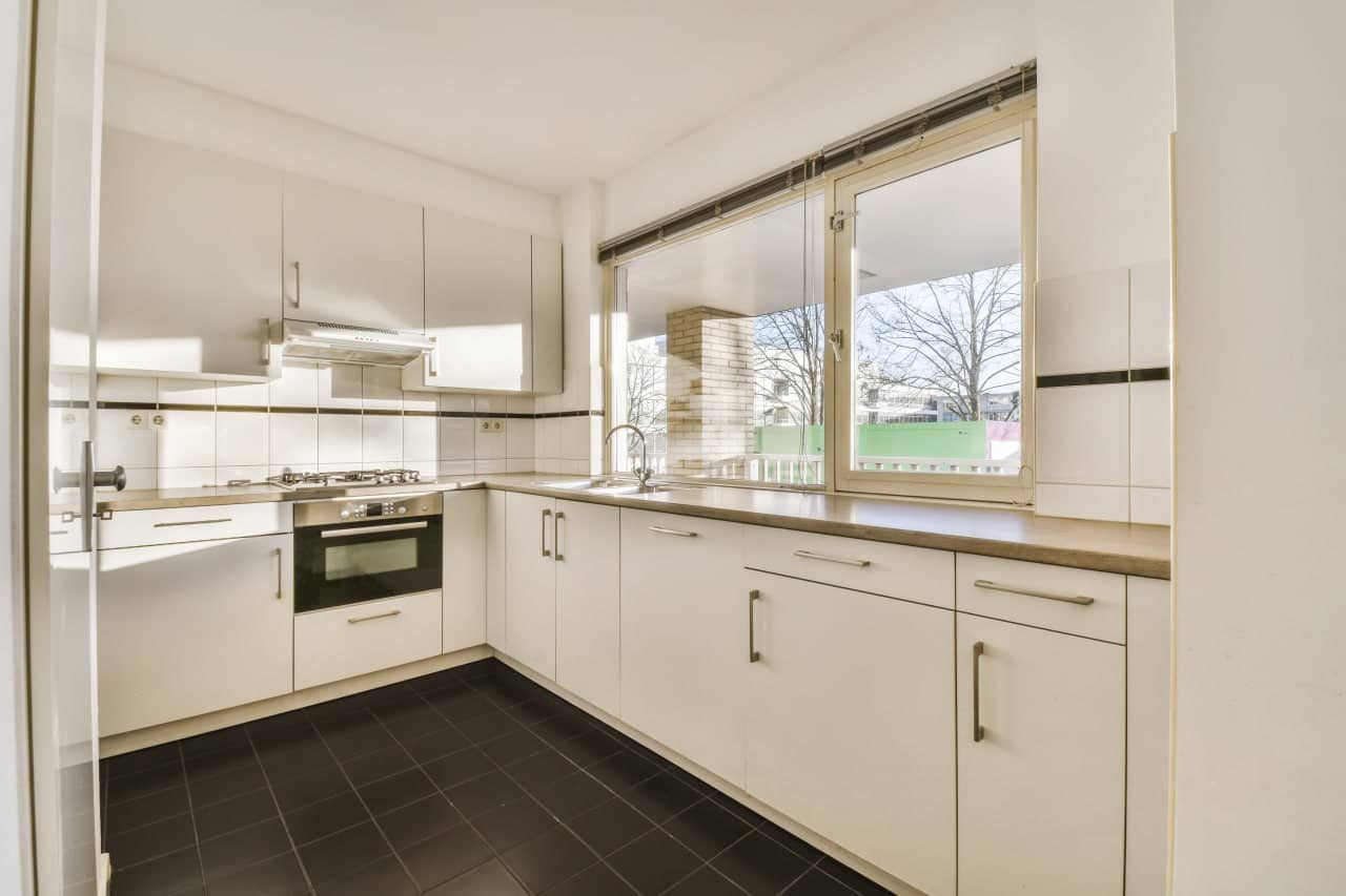 Kitchen remodeling 4